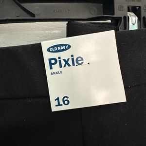 NWT Old Navy Pixie Pants Plus Size